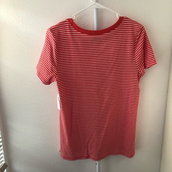Old Navy Tee L - Picture 2 of 4